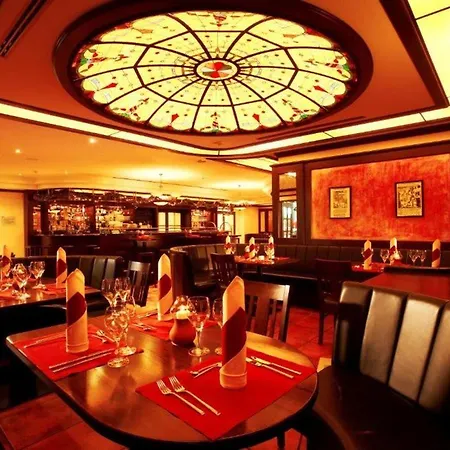 富尔达酒店及会议中心 酒店