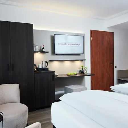 富尔达酒店及会议中心 酒店 4*