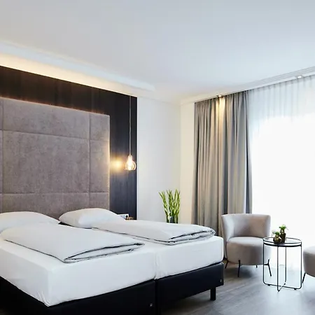 富尔达酒店及会议中心 4* 富尔达