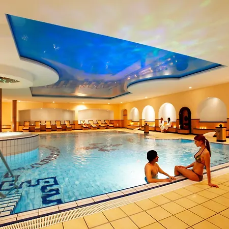 酒店 富尔达酒店及会议中心 4*