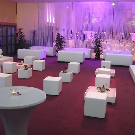 Esperanto Kongress- Und Kulturzentrum 4* פולדה