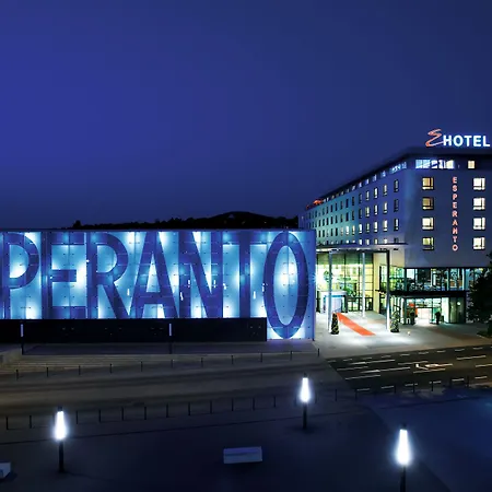 Esperanto Kongress- Und Kulturzentrum מלון פולדה