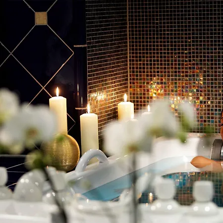 富尔达酒店及会议中心 酒店 4*