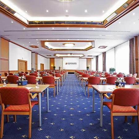 Esperanto Kongress- Und Kulturzentrum פולדה