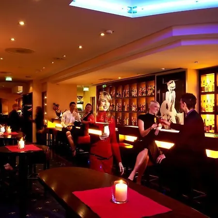 富尔达酒店及会议中心 4*