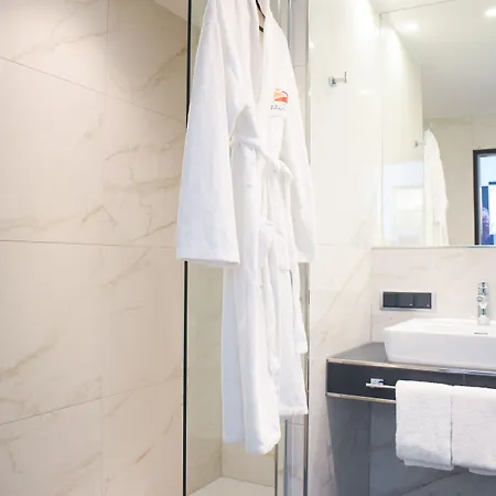 Esperanto Kongress- Und Kulturzentrum 4* פולדה